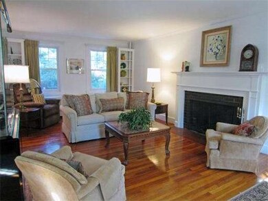 9 Tappan Rd, Wellesley, MA 02482 - photo 2