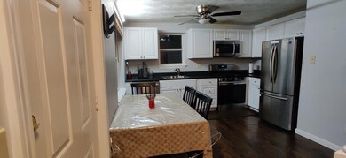 15 A W Hill Dr unit A, Westminster, MA 01473 - photo 2