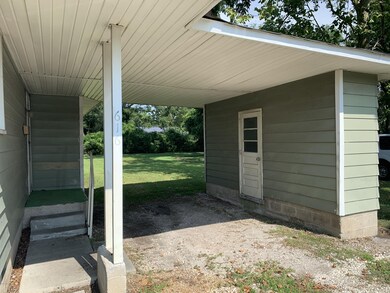 616 Henderson Dr, Jacksonville, NC 28540 - photo 4