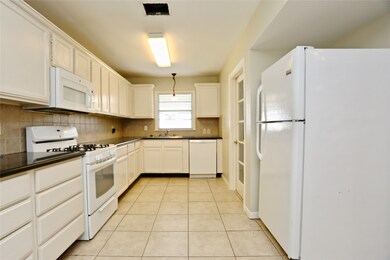 711 Cordell St, Houston, TX 77009 - photo 7