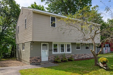 35 Longedge Rd, Clinton, MA 01510 - photo 2