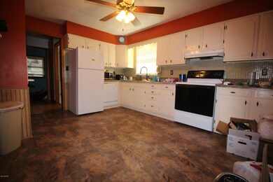 Large eat-in kitchen