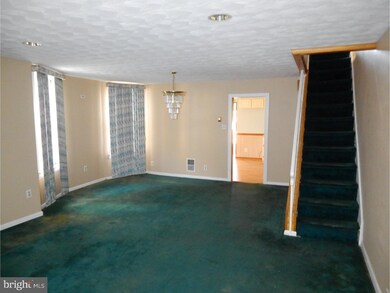 1003 Pine St, Darby, PA 19023 - photo 2