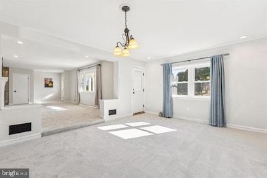 22810 Ridge Rd, Germantown, MD 20876 - photo 3