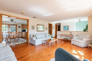 4 Clement Ave, Peabody, MA 01960 - photo 3