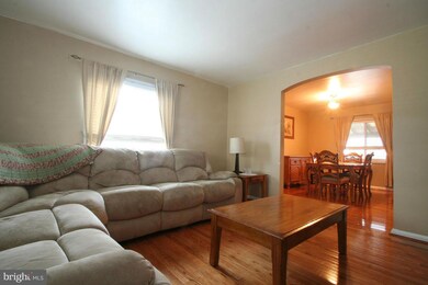 1934 Denbury Dr, Dundalk, MD 21222 - photo 2