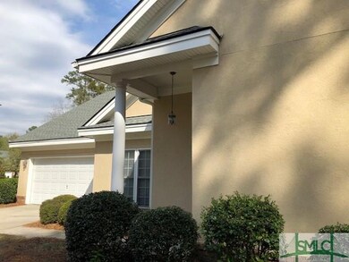 Townhome has full 2 car garage