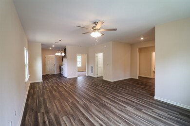 5817 Gaston St unit A, Houston, TX 77016 - photo 5