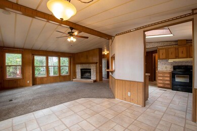 422 Maple Dr, Kalispell, MT 59901 - photo 6