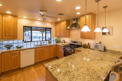 2815 E Pompeii Cir, Tucson, AZ 85716 - photo 7