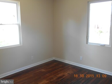 1052 Columbia Rd, Hagerstown, MD 21742 - photo 5