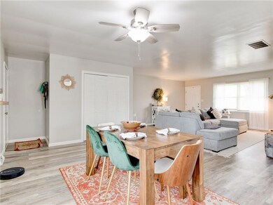 2710 Wedgewood Dr, Columbus, IN 47203 - photo 7