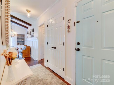 3806 Selwyn Farms Ln unit 1, Charlotte, NC 28209 - photo 4