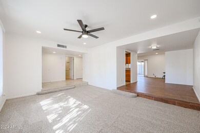 3332 W Crocus Dr, Phoenix, AZ 85053 - photo 5