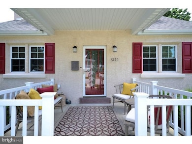 911 Righter St, Conshohocken, PA 19428 - photo 3