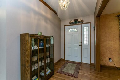 8 Pine Valley Dr, Collinsville, IL 62234 - photo 4