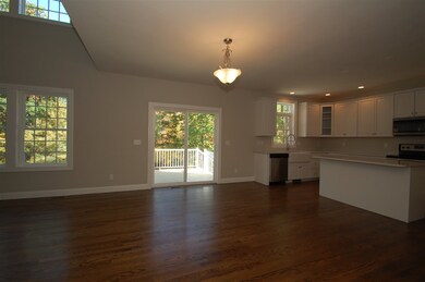 67 Brookview Dr, Hooksett, NH 03106 - photo 4