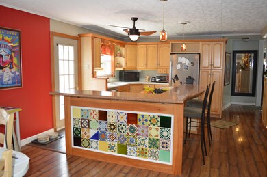 829 Gilbert Rd, Effort, PA 18330 - photo 4