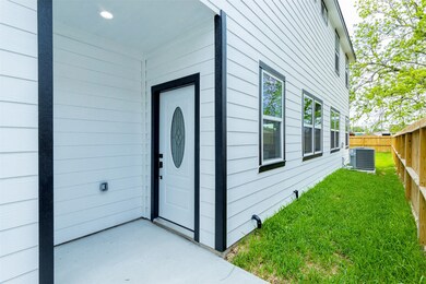 4122 Dorchester St, Houston, TX 77016 - photo 7