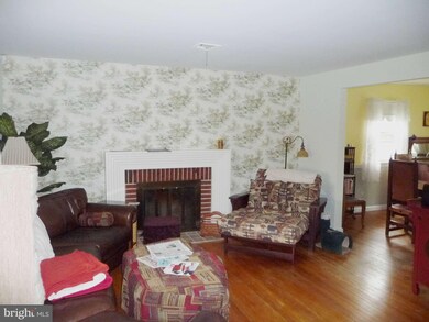 1113 Jackson Ave, Takoma Park, MD 20912 - photo 3