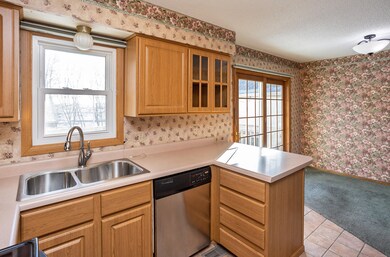 5201 SE 9th St, Des Moines, IA 50315 - photo 5