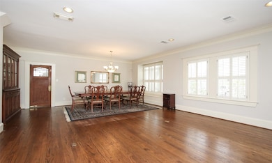 1036 E 7th 1/2 St, Houston, TX 77009 - photo 4