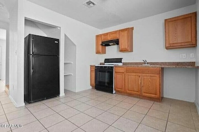 3908 Lincoln Ave unit B, El Paso, TX 79930 - photo 4