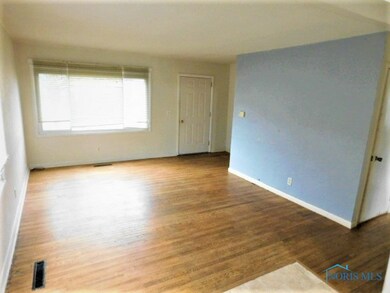 827 Bernard Ave, Findlay, OH 45840 - photo 5