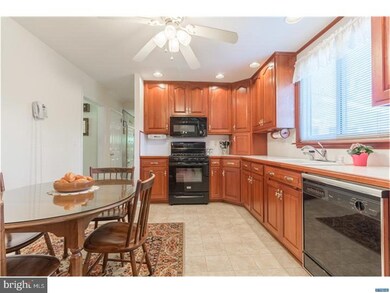 4008 Greenmount Dr, Wilmington, DE 19810 - photo 5