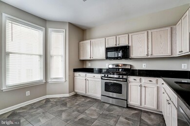46606 Drysdale Terrace unit 200, Sterling, VA 20165 - photo 6