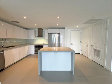 CANVAS unit 3409, Miami, FL 33132 - photo 4