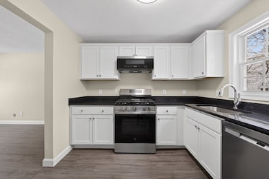 508 Cold Spring Ave unit 1, West Springfield, MA 01089 - photo 4