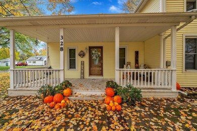 (4) EXTERIOR Front Porch
