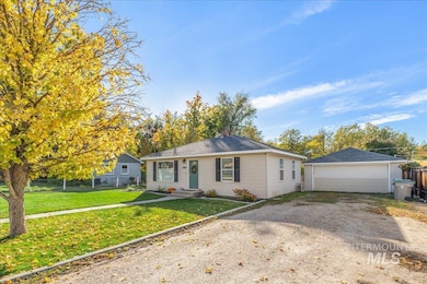 1317 S Phillippi St, Boise, ID 83705 - photo 4