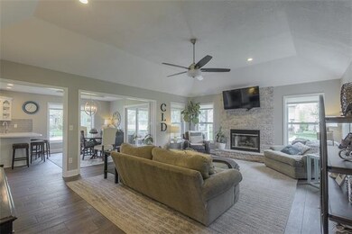 316 SW Seaside Sparrow St, Lees Summit, MO 64082 - photo 7