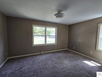 807 S 3rd St, Clinton, MO 64735 - photo 4