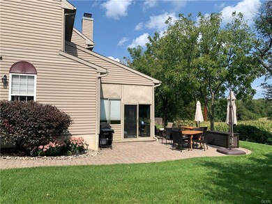 2161 Woodridge Dr, Macungie, PA 18062 - photo 4