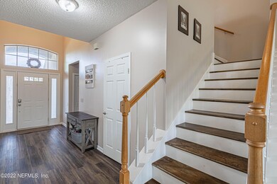 7 Foyer-2