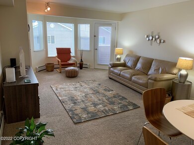 Living View 2