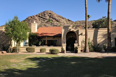 Loma Front View