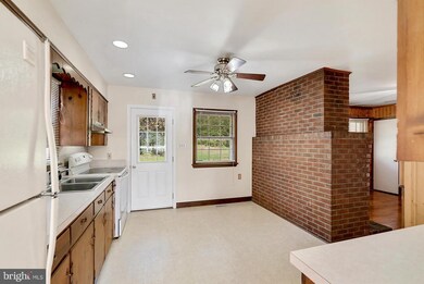 31 Thornton Gap Church Rd, Sperryville, VA 22740 - photo 7