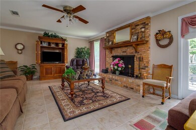 637 Fendler Pkwy, Pineville, LA 71360 - photo 6