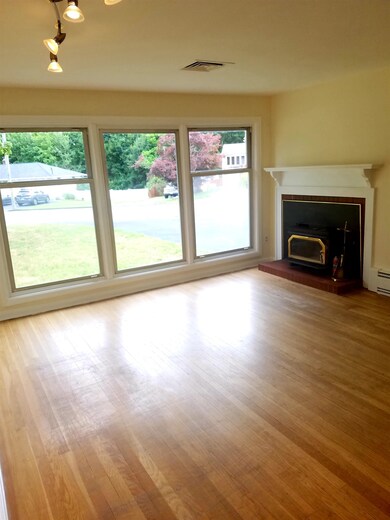 75 Forest Park Dr, Nashua, NH 03060 - photo 7