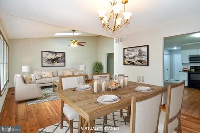 828 Coxswain Way, Annapolis, MD 21401 - photo 5