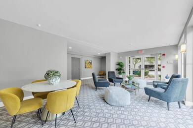 210 5th Ave S unit 404, Saint Petersburg, FL 33701 - photo 6