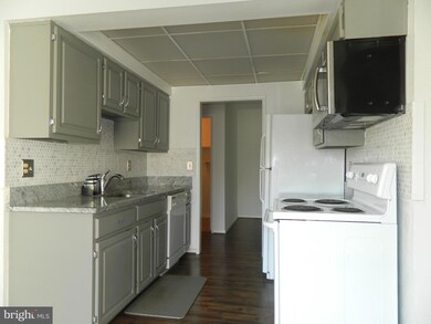 15300 Pine Orchard Dr unit 851D, Silver Spring, MD 20906 - photo 4