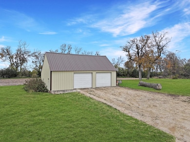 281 20th Ave, Edgerton, MN 56128 - photo 5