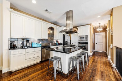 714 E 6th 1/2 St, Houston, TX 77007 - photo 5