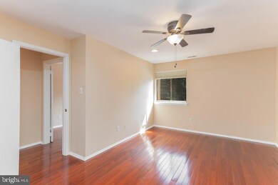 903B Cypress Point Cir unit 903B, Mount Laurel, NJ 08054 - photo 6