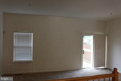 21223 Owls Nest Cir, Germantown, MD 20876 - photo 5